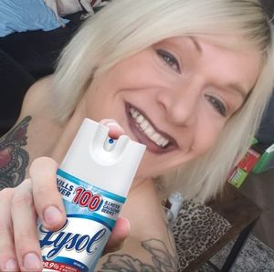 Meet your Posher, Monica